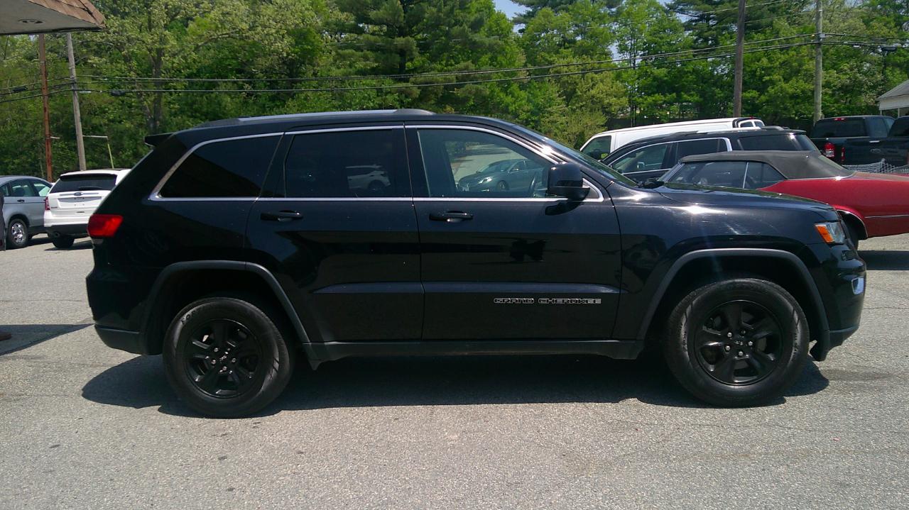 Jeep Grand Cherokee Laredo 4WD 2017