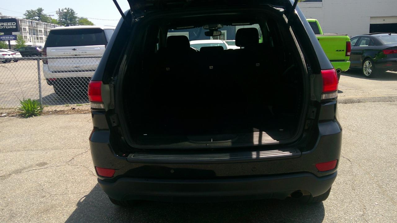 Jeep Grand Cherokee Laredo 4WD 2017