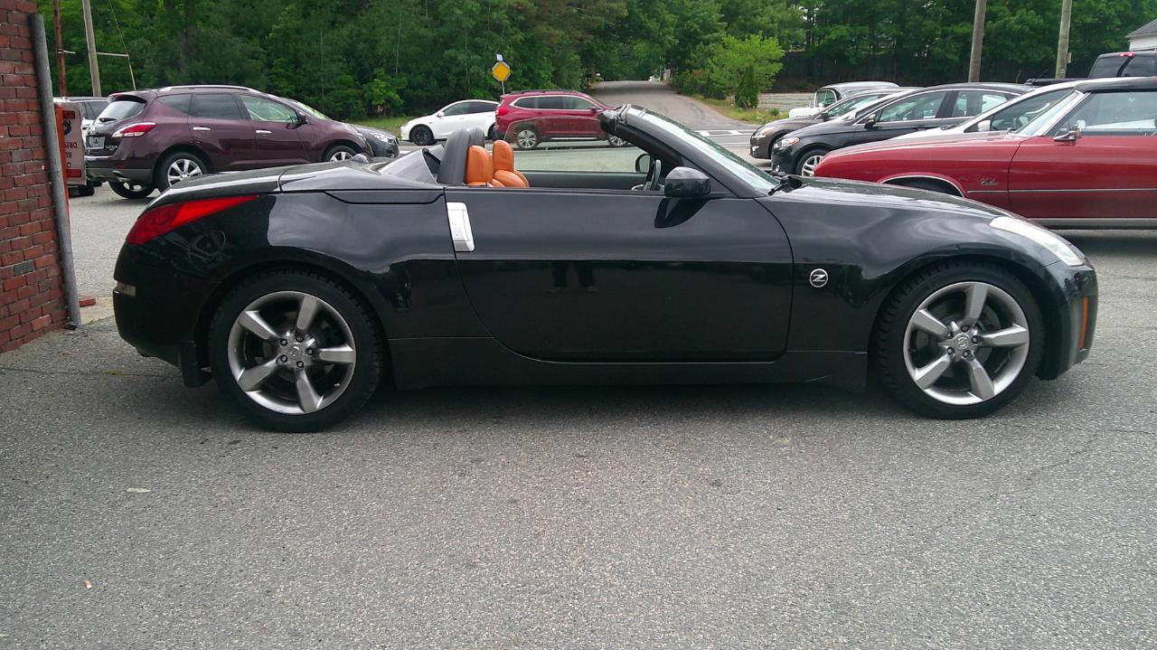 Nissan 350Z Enthusiast Roadster 2006