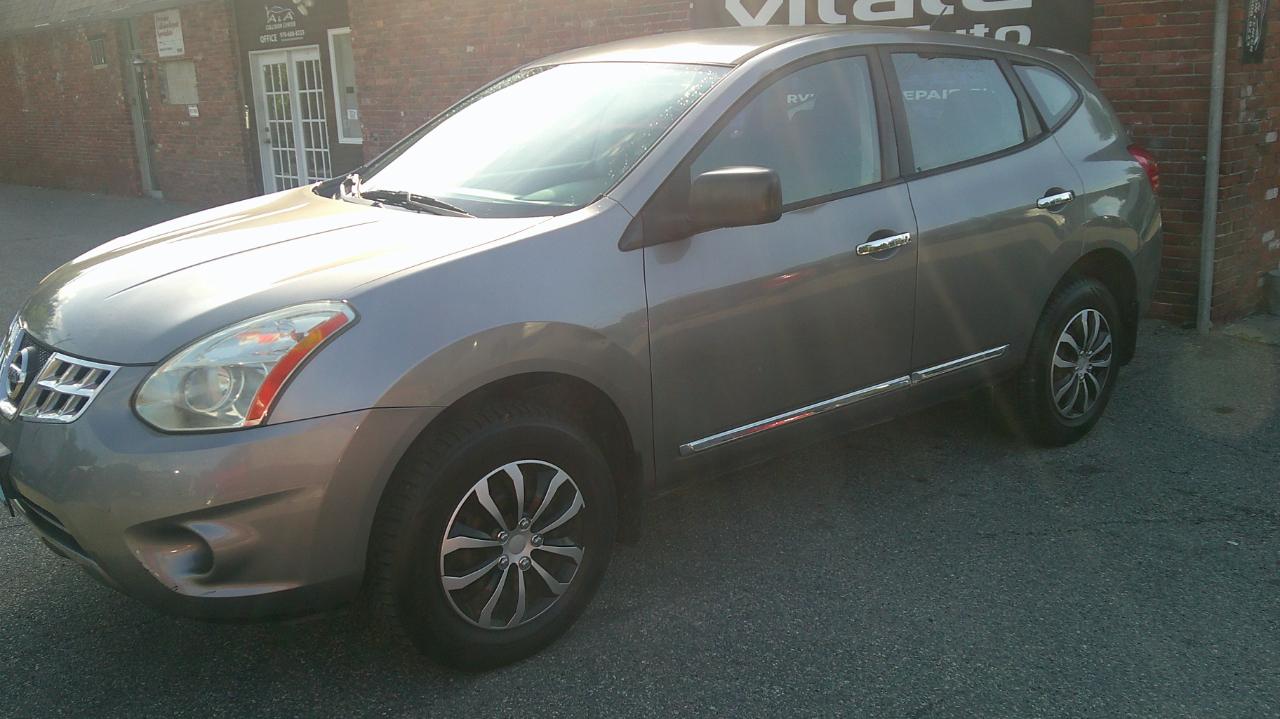 Nissan Rogue S AWD 2013