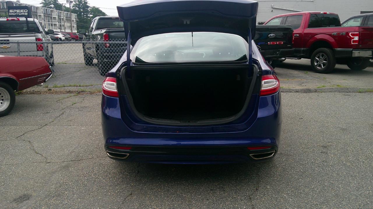 Ford Fusion SE 2013