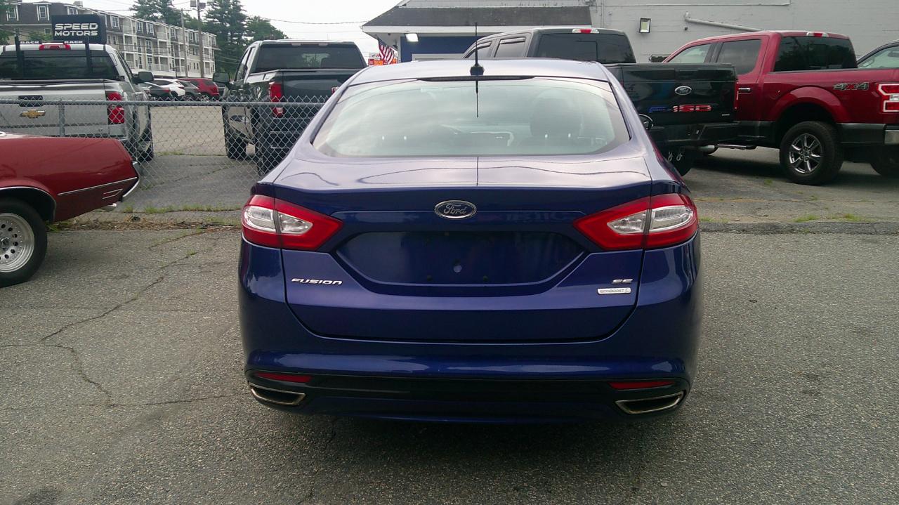 Ford Fusion SE 2013