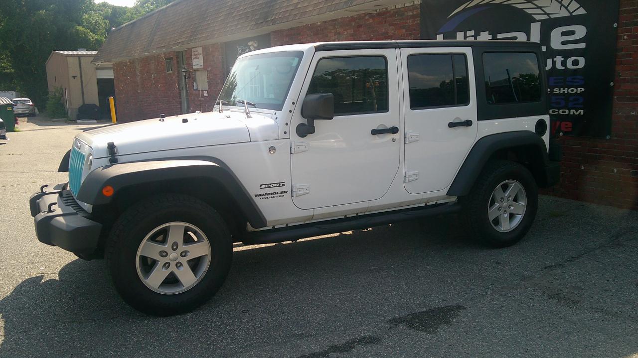 Jeep Wrangler Unlimited Sport 4WD 2015