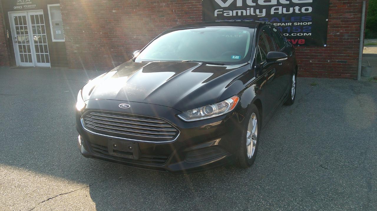 Ford Fusion SE 2015