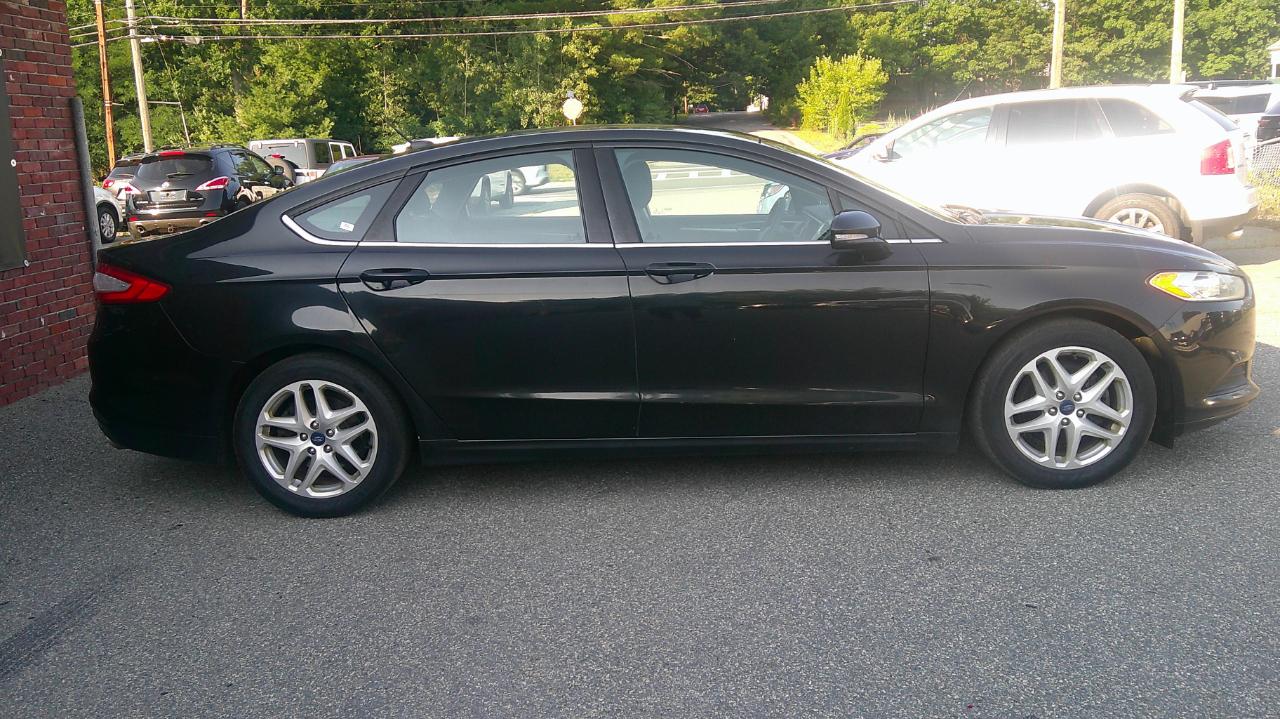 Ford Fusion SE 2015