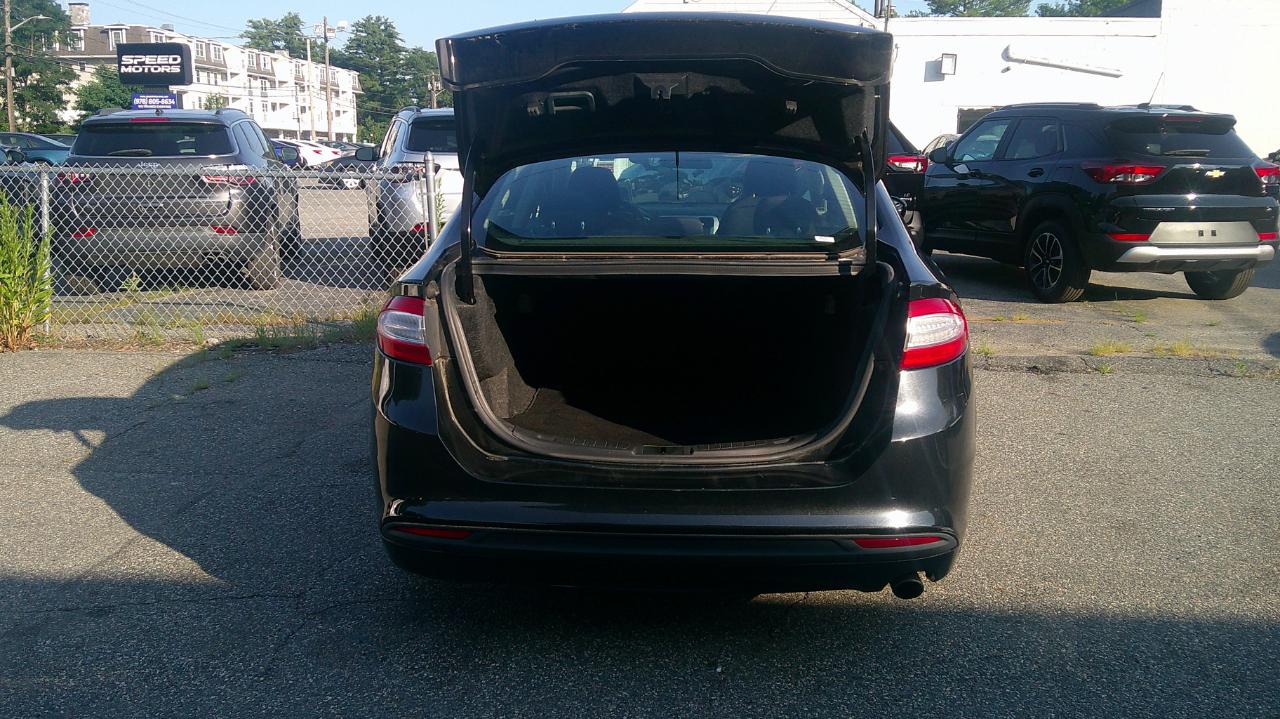 Ford Fusion SE 2015