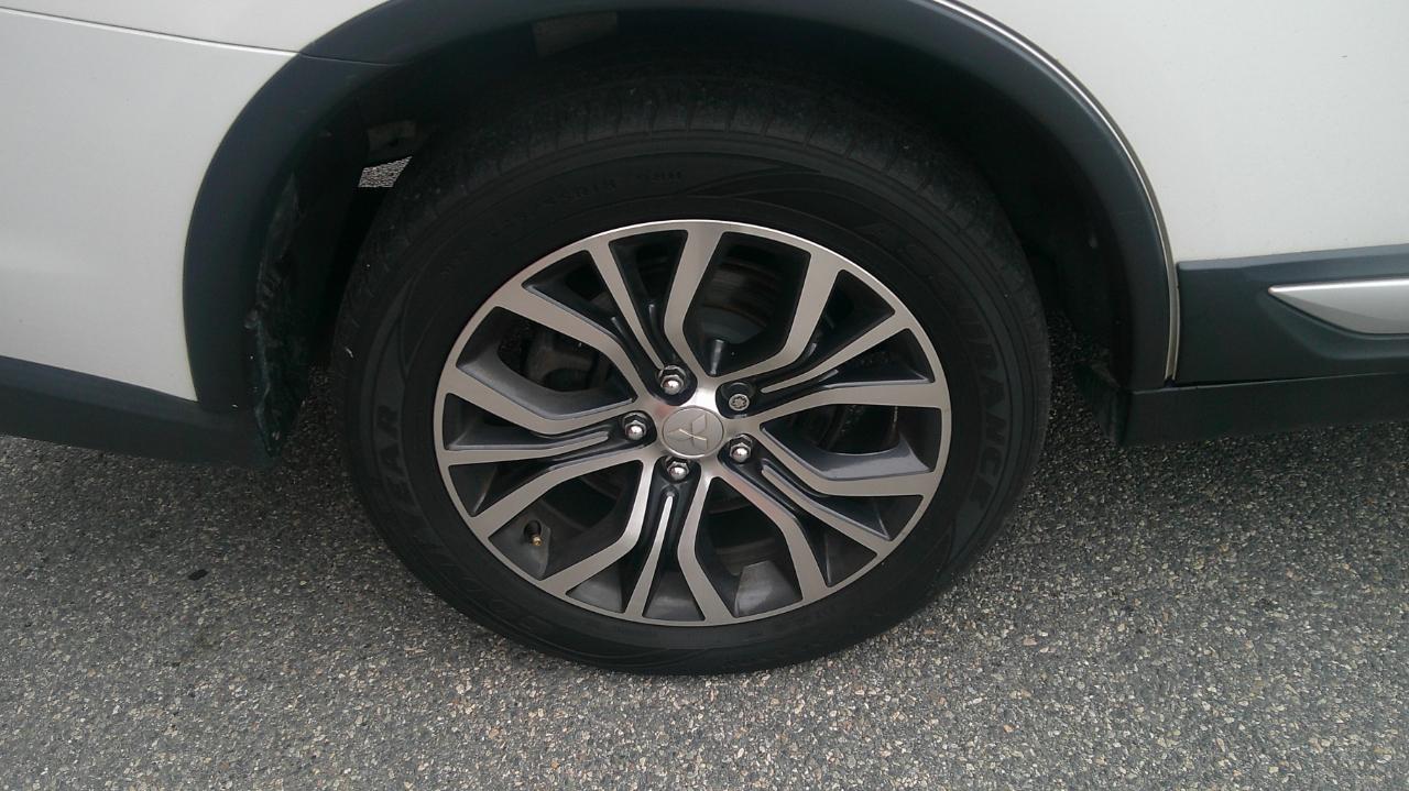 Mitsubishi Outlander SEL AWD 2018