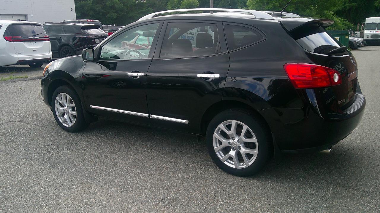 Nissan Rogue S AWD 2011
