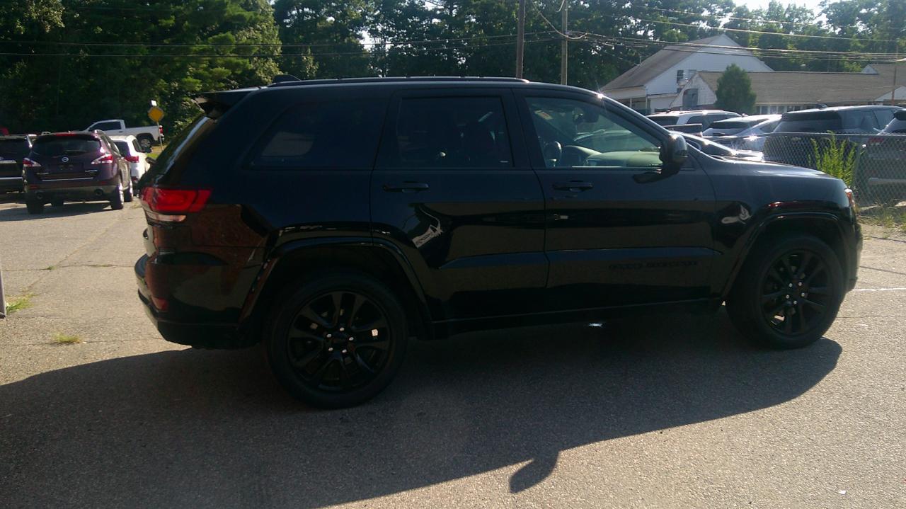Jeep Grand Cherokee Laredo 4WD 2019