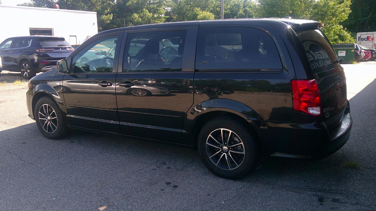 Dodge Grand Caravan SE 2014