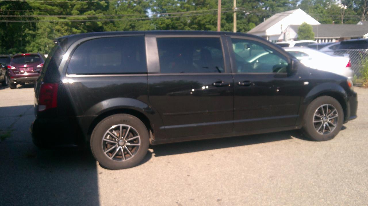 Dodge Grand Caravan SE 2014