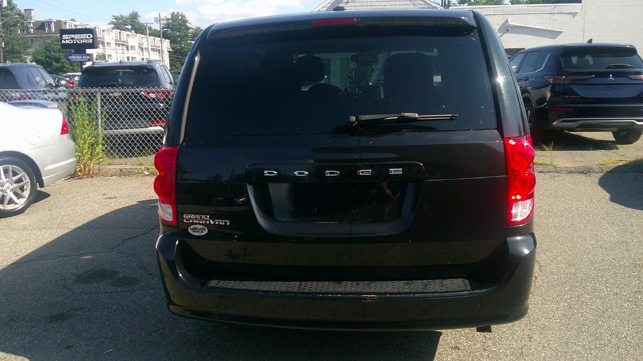 Dodge Grand Caravan SE 2014