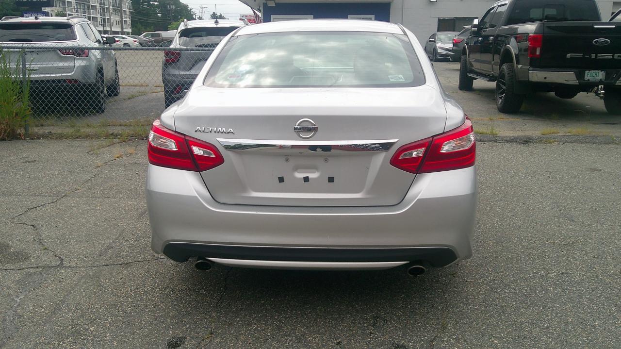 Nissan Altima 2.5 SR 2016