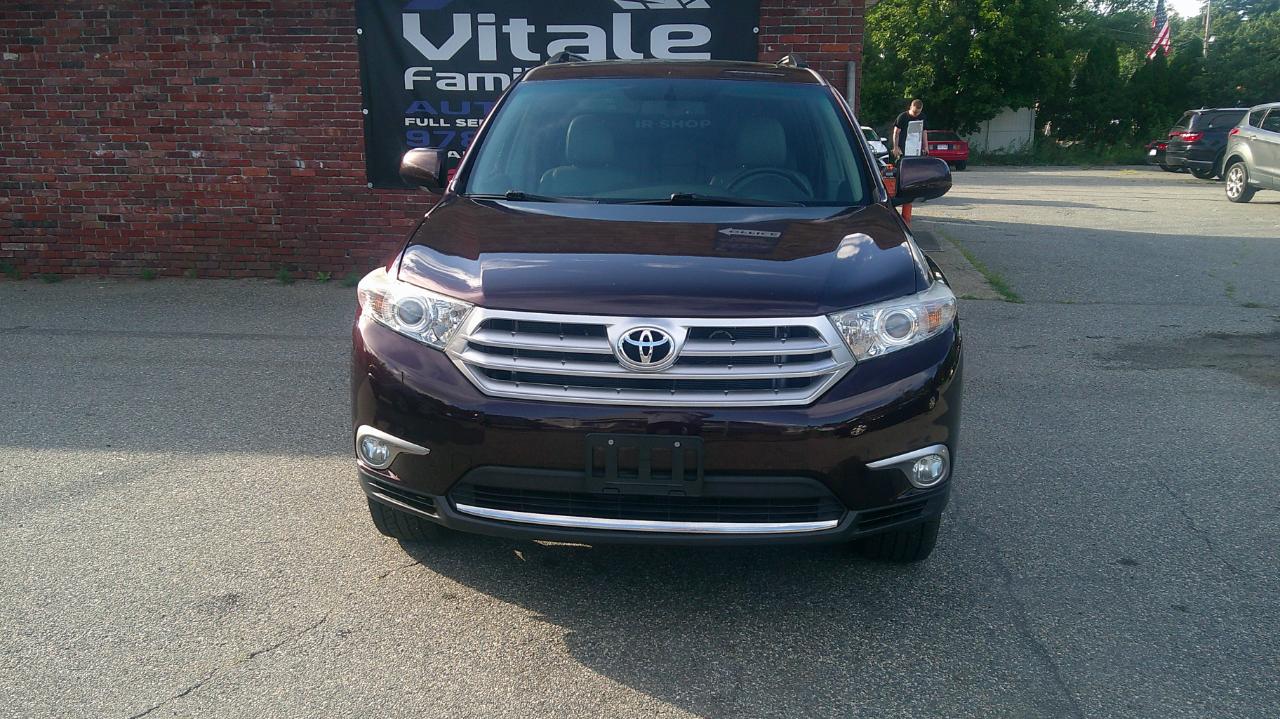 Toyota Highlander Limited 4WD 2011