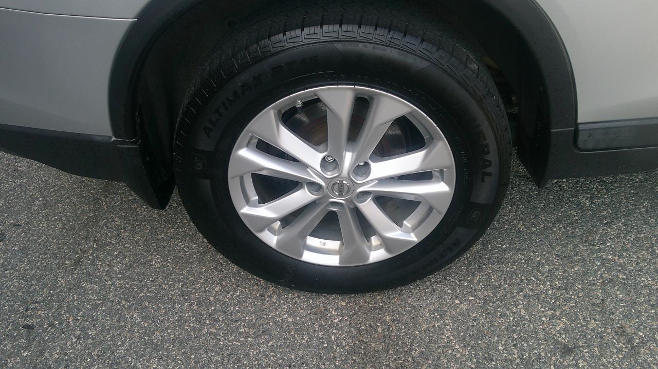 Nissan Rogue SV AWD 2015