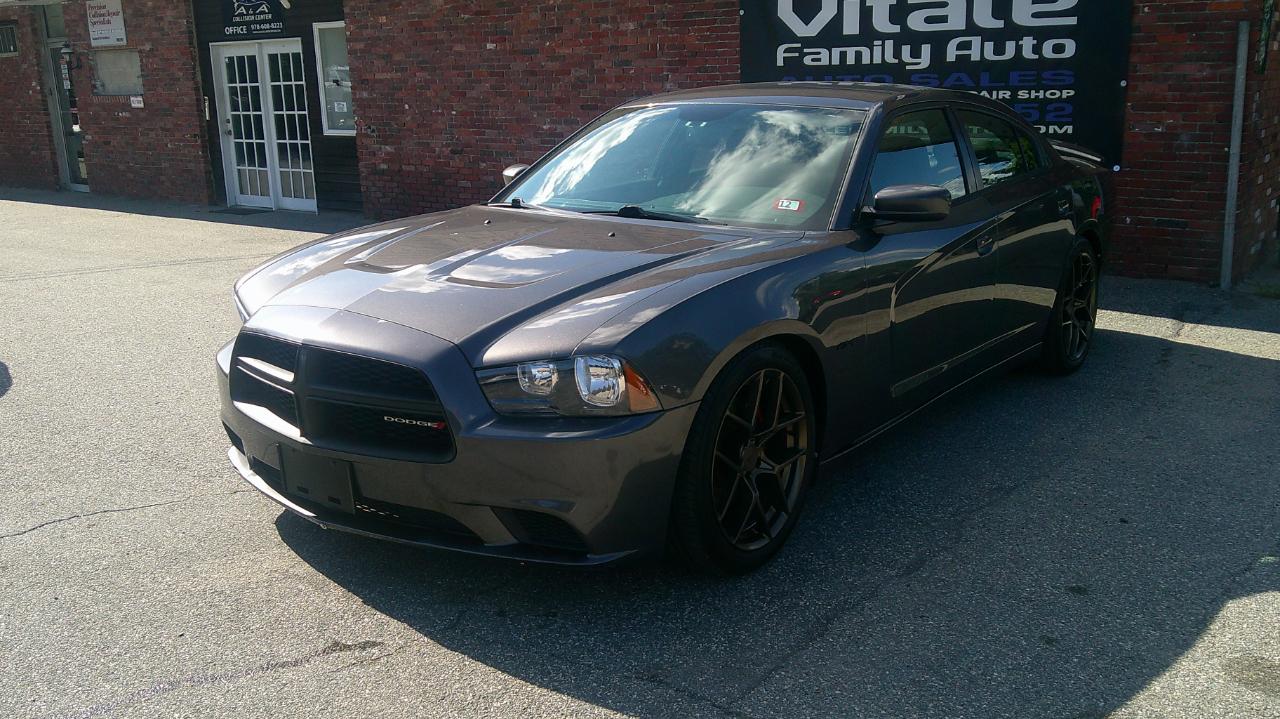 Dodge Charger SE 2013