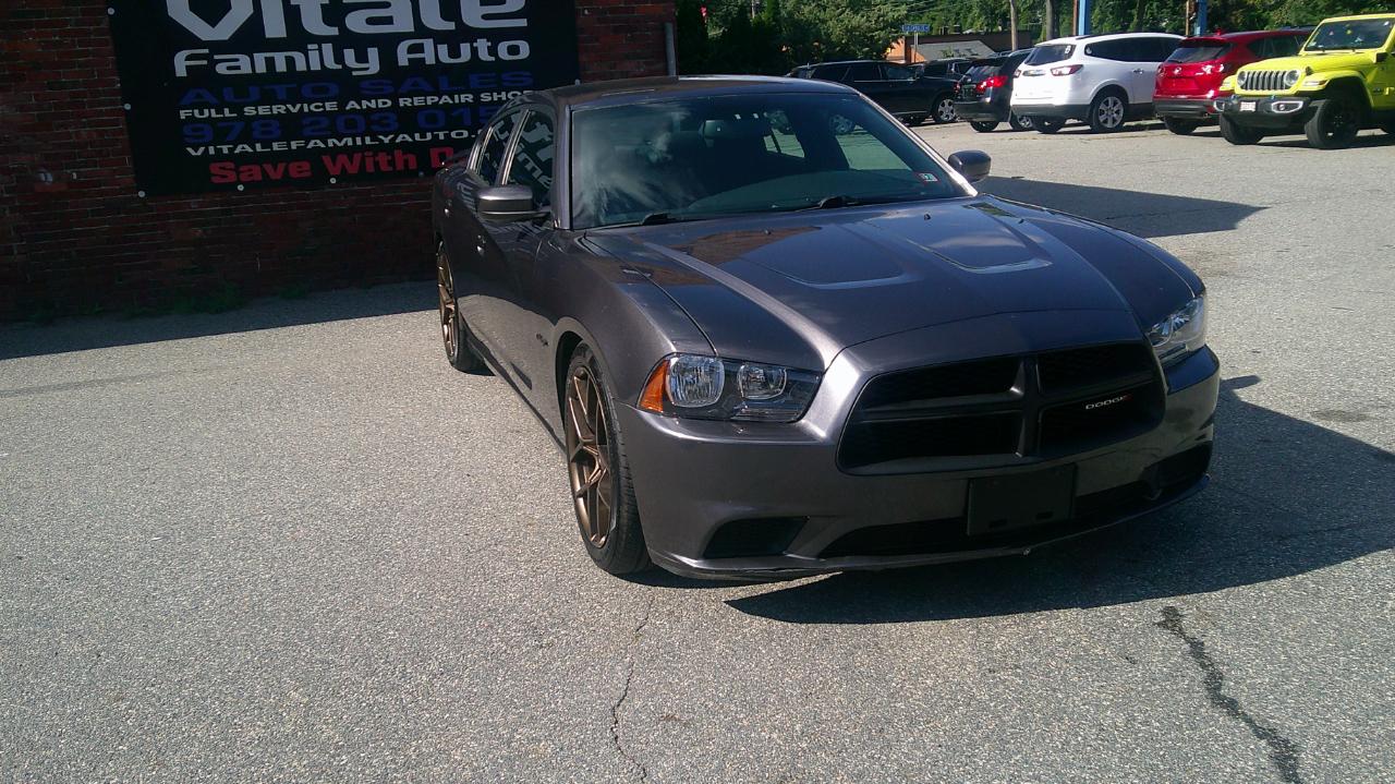 Dodge Charger SE 2013