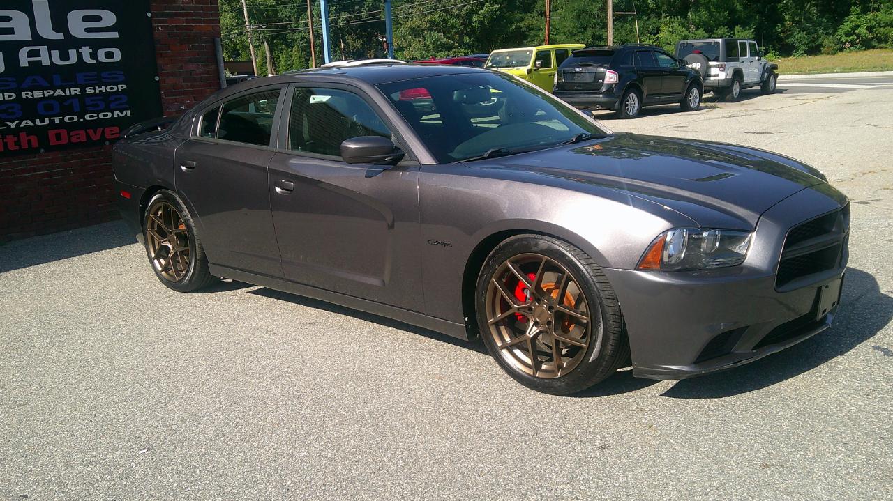 Dodge Charger SE 2013