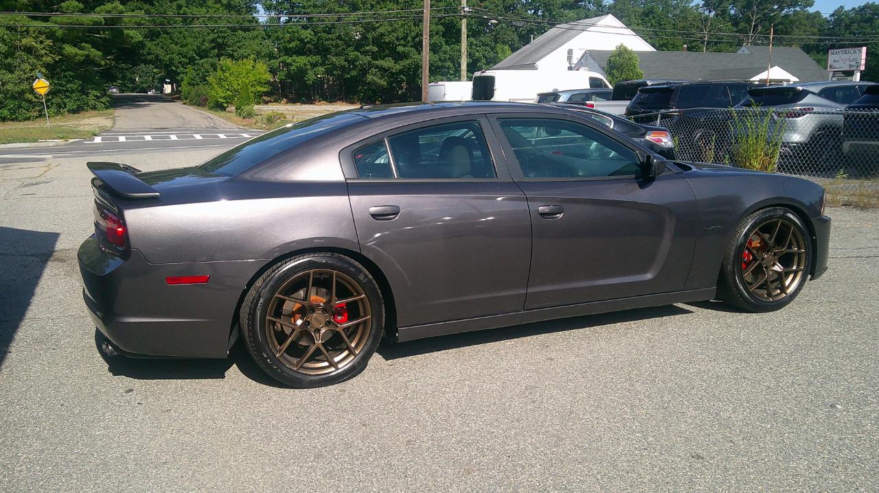 Dodge Charger SE 2013