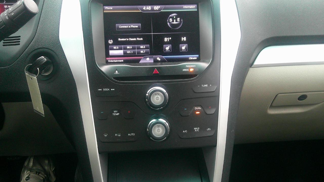 Ford Explorer 4WD 4dr XLT 2013