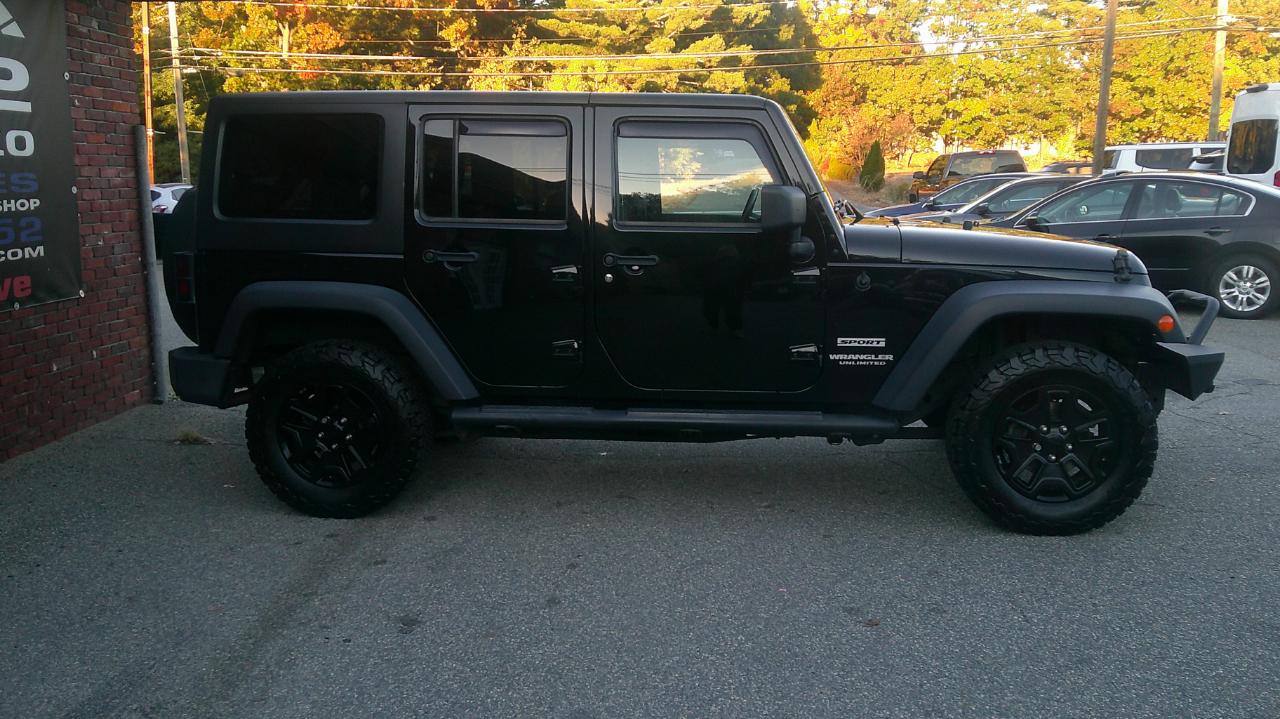 Jeep Wrangler Unlimited 4WD 4dr Sport 2014
