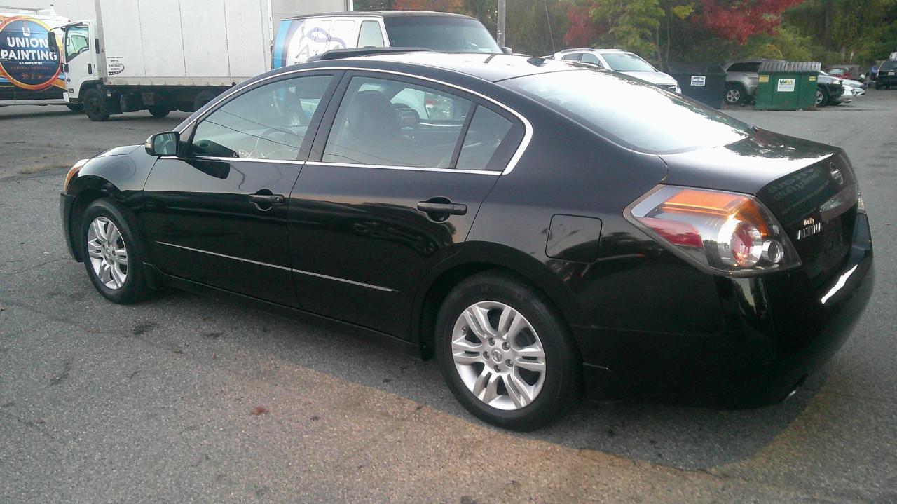 Nissan Altima 4dr Sdn I4 CVT 2.5 SL 2012