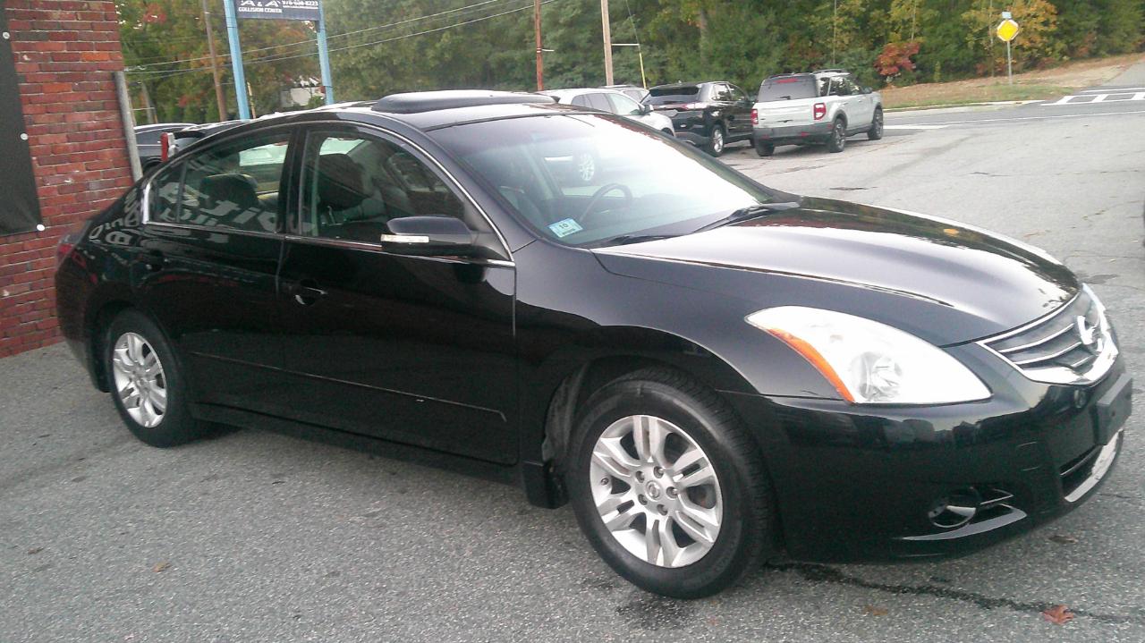 Nissan Altima 4dr Sdn I4 CVT 2.5 SL 2012