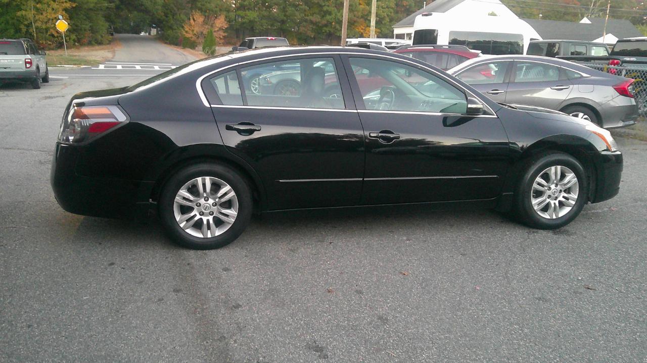 Nissan Altima 4dr Sdn I4 CVT 2.5 SL 2012