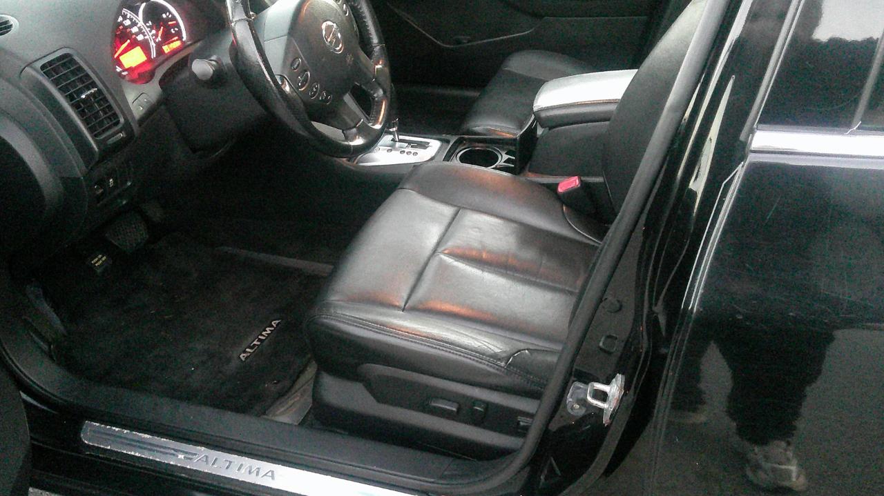 Nissan Altima 4dr Sdn I4 CVT 2.5 SL 2012
