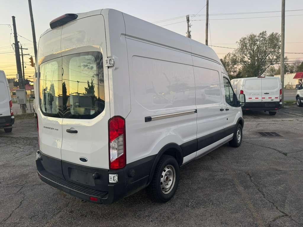 Ford Transit 250 Van High Roof w/Sliding Pass. 148-in. WB 2019
