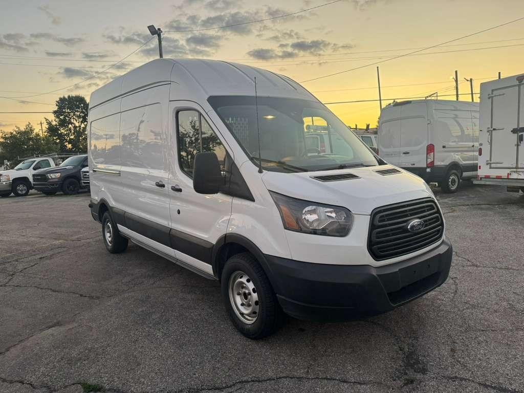 Ford Transit 250 Van High Roof w/Sliding Pass. 148-in. WB 2019