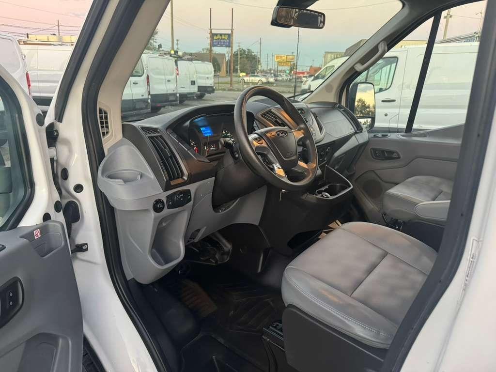 Ford Transit 250 Van High Roof w/Sliding Pass. 148-in. WB 2019