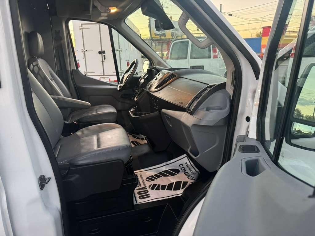 Ford Transit 250 Van High Roof w/Sliding Pass. 148-in. WB 2019