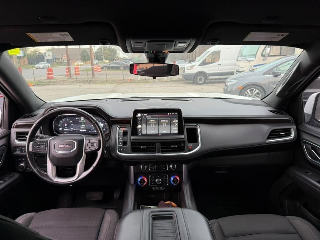 2022 GMC Yukon XL SLE - Photo 11