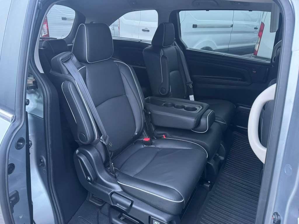Honda Odyssey Touring 2025