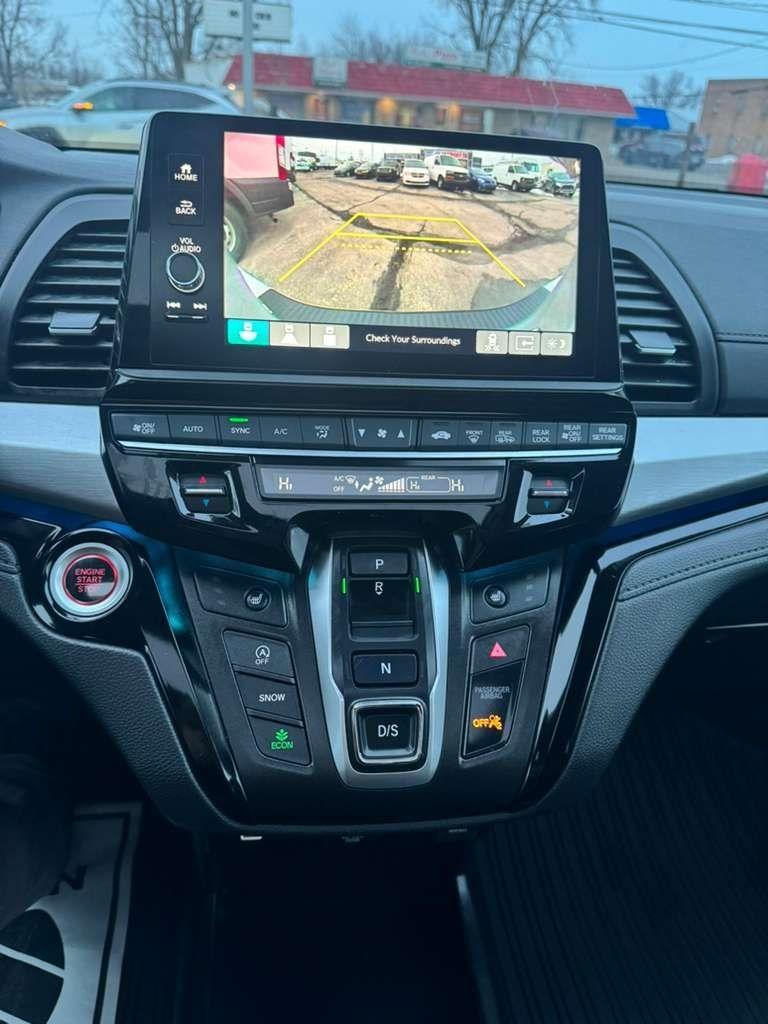 Honda Odyssey Touring 2025