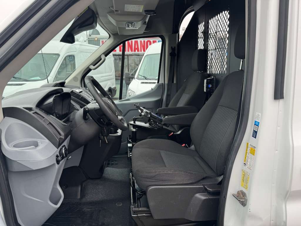 Ford Transit 150 Van Med. Roof w/Sliding Pass. 148-in. WB 2016