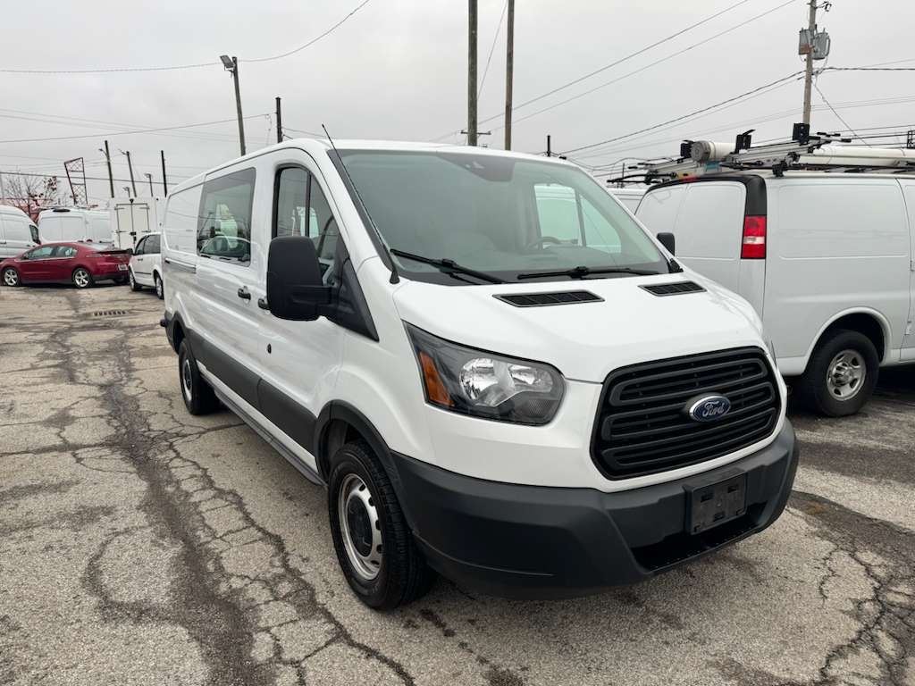 Ford Transit 250 Van Low Roof w/Sliding Pass. 148-in. WB 2019