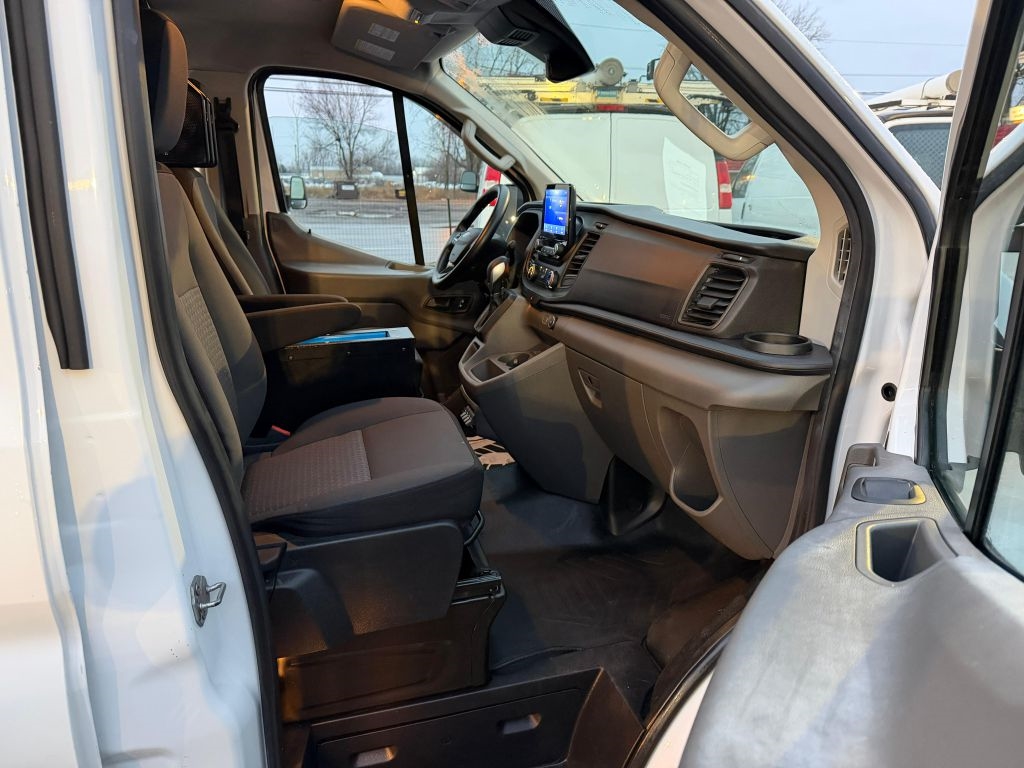 Ford Transit 150 Van Low Roof w/Sliding Pass. 130-in. WB 2020