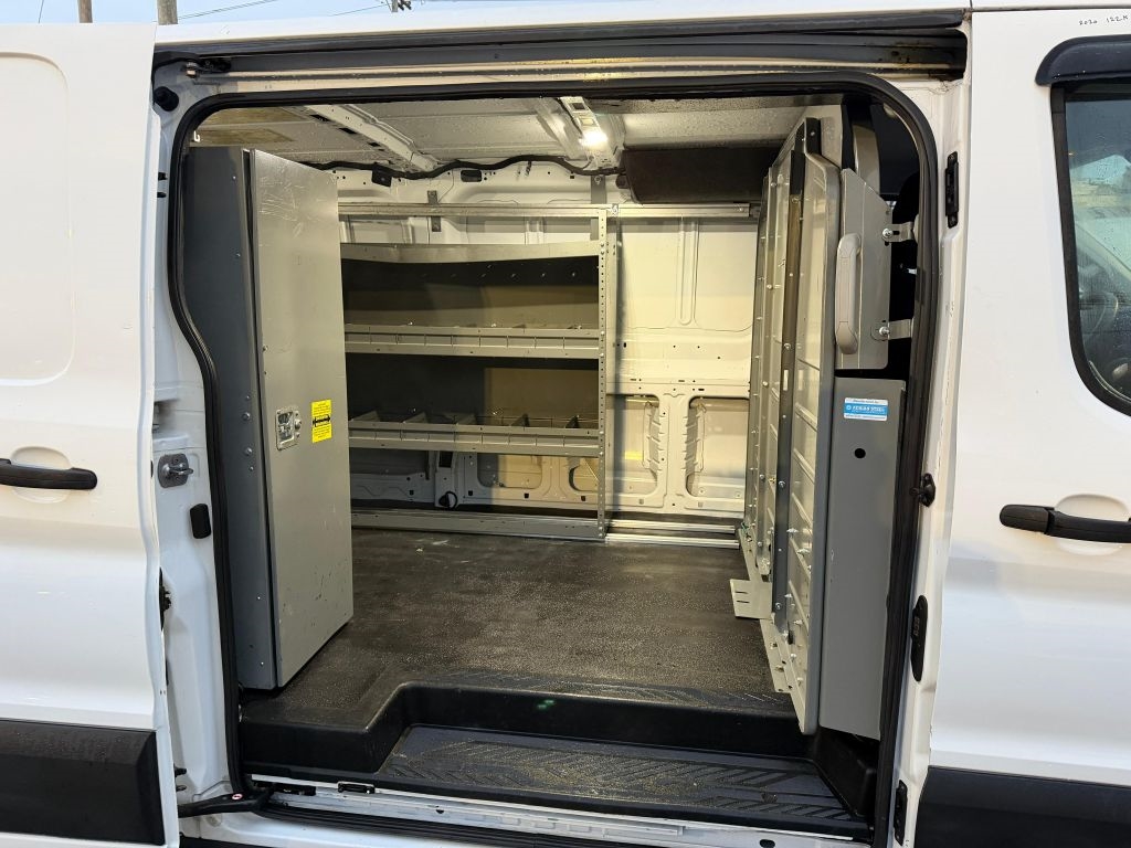 Ford Transit 150 Van Low Roof w/Sliding Pass. 130-in. WB 2020
