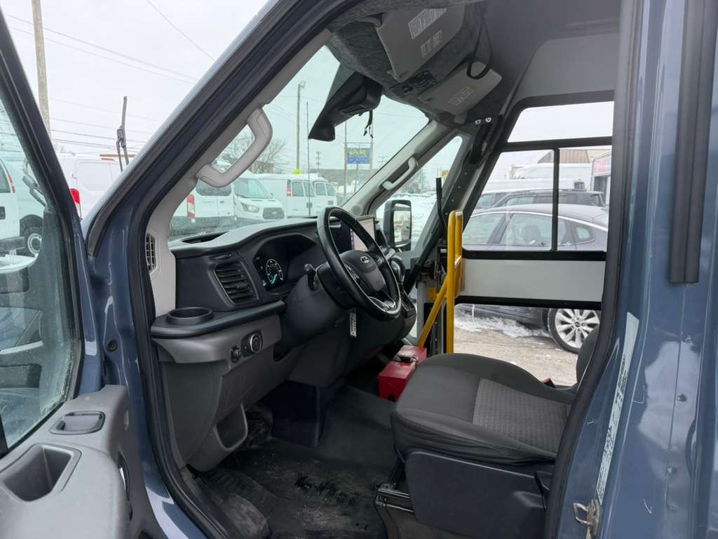 Ford Transit T-350 HD DRW 2022