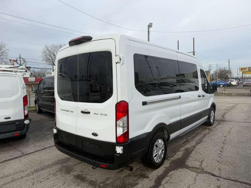 Ford Transit 350 Wagon Med. Roof XL w/Sliding Pass. 148-in. WB 2021