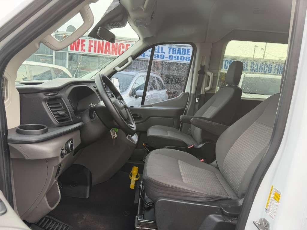 Ford Transit 350 Wagon Med. Roof XL w/Sliding Pass. 148-in. WB 2021
