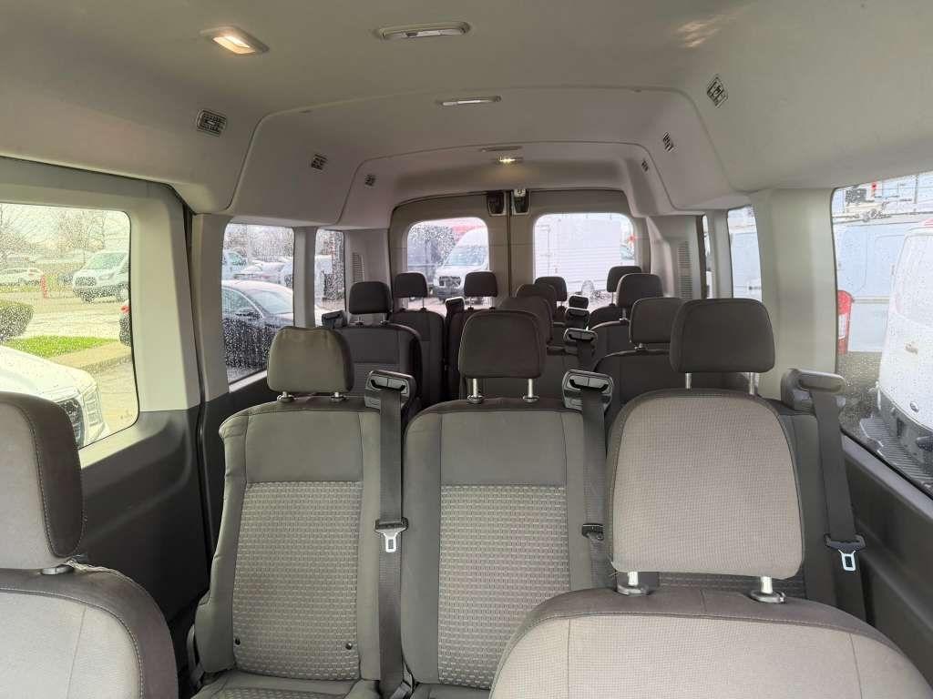 Ford Transit 350 Wagon Med. Roof XL w/Sliding Pass. 148-in. WB 2021