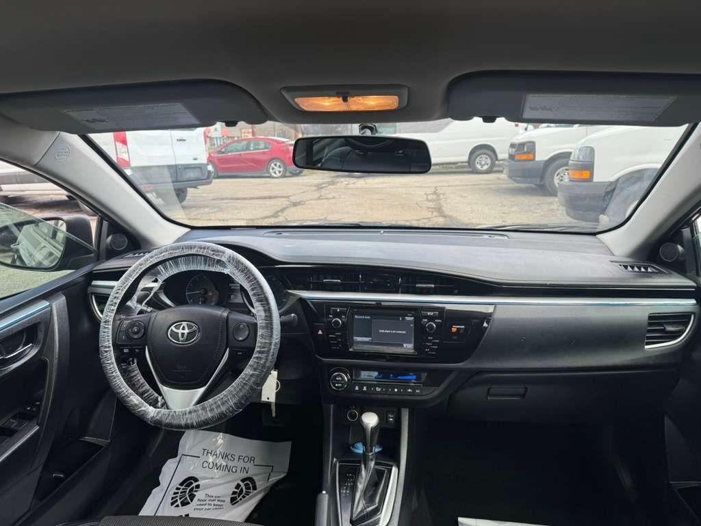 Toyota Corolla LE CVT 2015