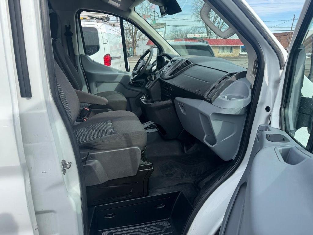 Ford Transit 250 Van Low Roof w/Sliding Pass. 130-in. WB 2019