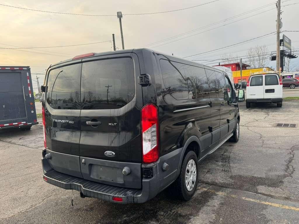 Ford Transit 350 Wagon Low Roof XL 60/40 Pass. 148-in. WB 2018