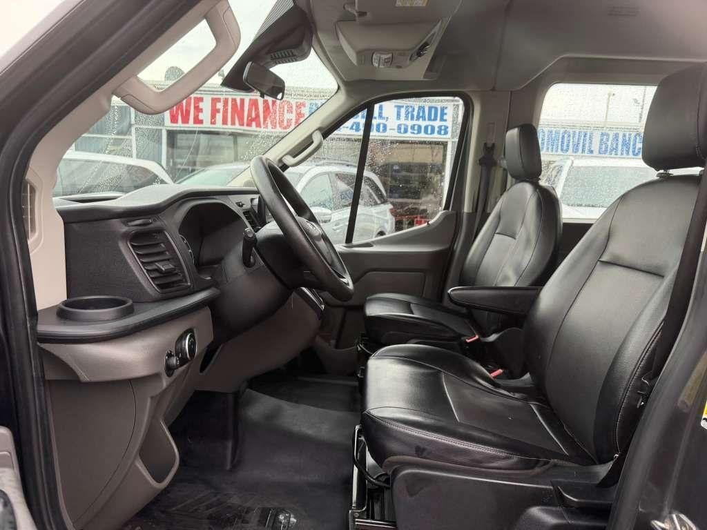 Ford Transit 350 Wagon Med. Roof XL w/Sliding Pass. 148-in. WB 2020