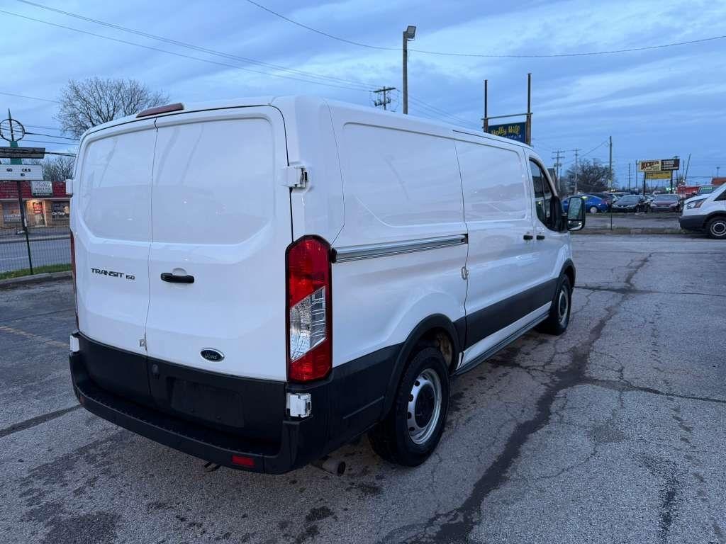 Ford Transit 150 Van Low Roof w/Sliding Pass. 130-in. WB 2020