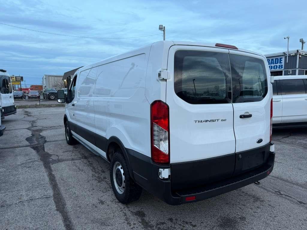Ford Transit 150 Van Low Roof w/Sliding Pass. 148-in. WB 2021